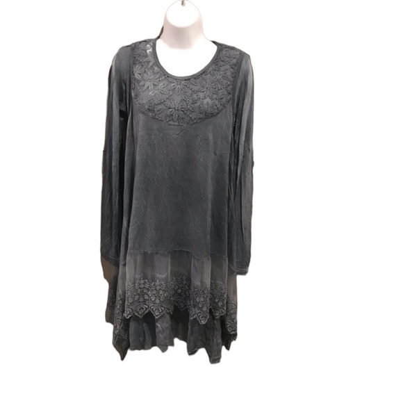 Sacred Threads Tops - Sacred Threads Blouse/Tunic.  CL/GR.  220291